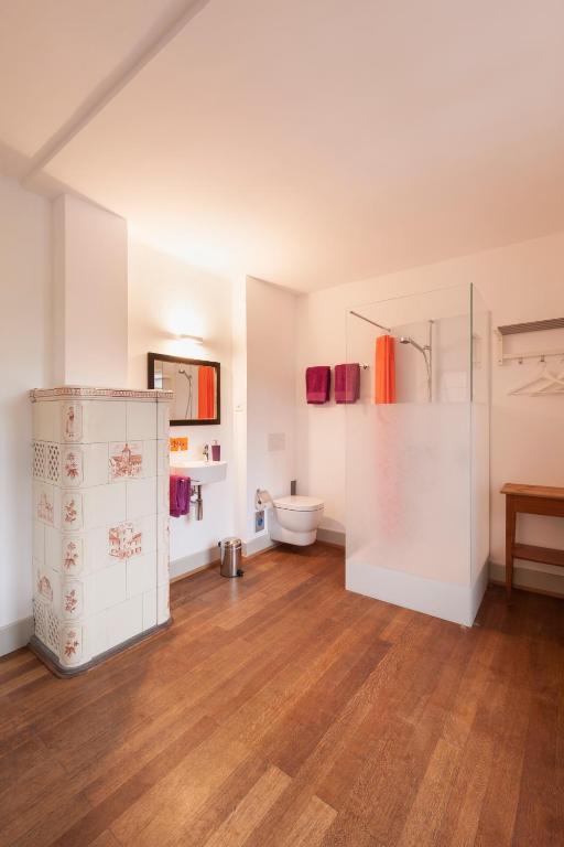 Kulturhotel Guggenheim Liestal Zimmer foto